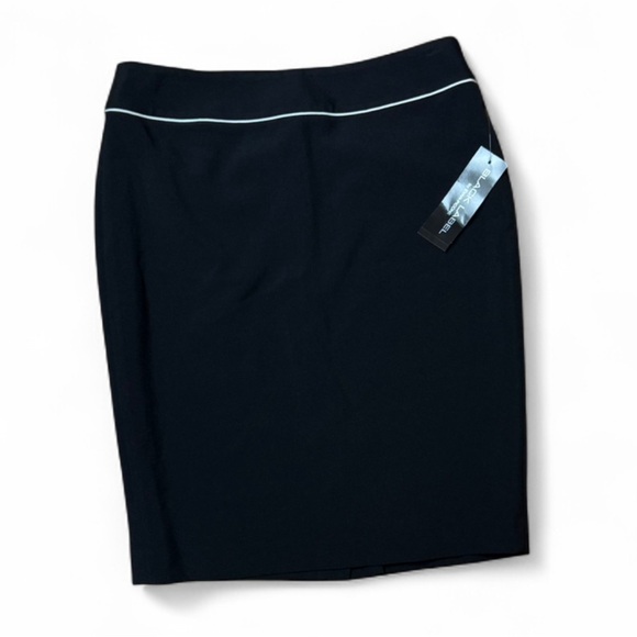 Evan Picone Dresses & Skirts - Evan-Picone Black Label Pencil Skirt - Black w/ White Piping - Size 6 - NWT